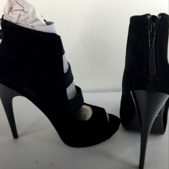 Dollhouse SPYGLASS Black Heels Size 7.5M  NEW - Picture 4 of 7